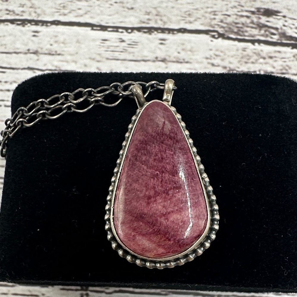 Purple Spiney Teardrop Pendant Necklace in Silver 925
